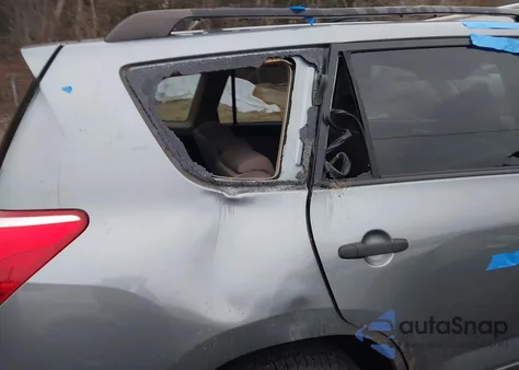 2008 Toyota Rav4 z USA, uszkodzony, nr VIN JTMBD33V485132277